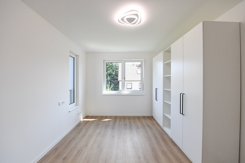 Zátišská, Modřany - Praha 4 | Pronájem, Byt 4+kk, 144 m²