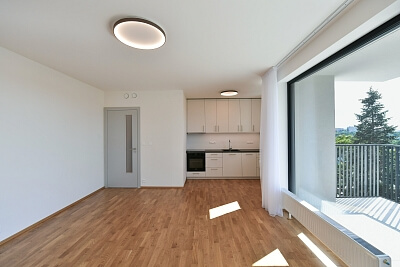 Hornoměcholupská, Hostivař - Prague 10 | Rent, Apartment One-bedroom (2+kk), 61 m²