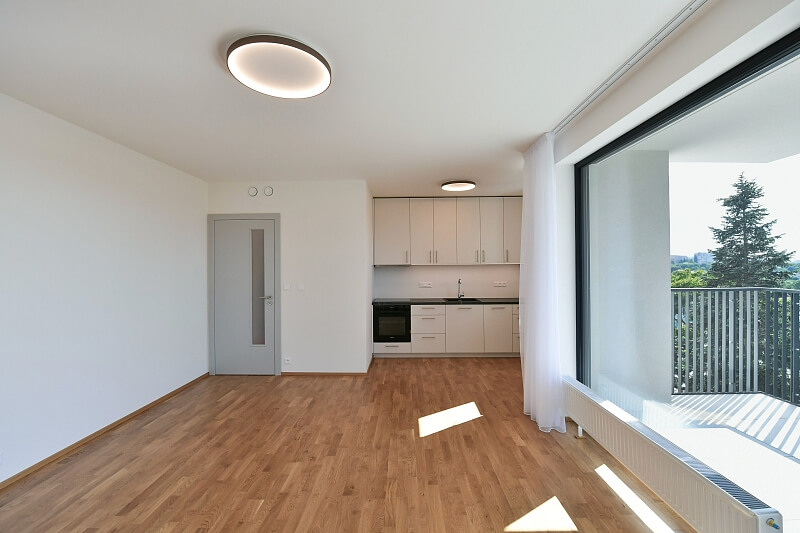 Hornoměcholupská, Hostivař - Prague 10 | Rent, Apartment One-bedroom (2+kk), 61 m²