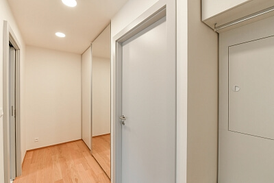 Hornoměcholupská, Hostivař - Prague 10 | Rent, Apartment One-bedroom (2+kk), 60 m²