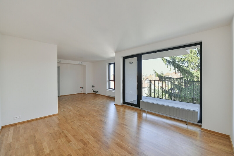 Hornoměcholupská, Hostivař - Prague 10 | Sale, Apartment One-bedroom (2+kk), 68 m²