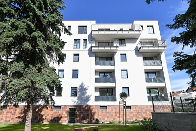 Hornoměcholupská, Hostivař - Prague 10 | Sale, Apartment One-bedroom (2+kk), 68 m²