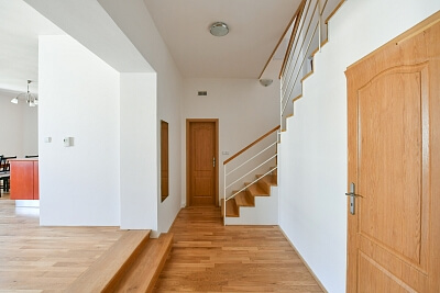 Baranova, Žižkov - Prague 3 | Rent, Apartment Two-bedroom (3+kk), 109 m²