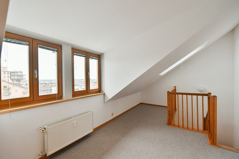 Křenova, Veleslavín - Prague 6 | Sale, Apartment One-bedroom (2+1), 72 m²