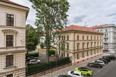 V Lesíčku, Smíchov - Praha 5 | Pronájem, Byt 2+1, 66 m²