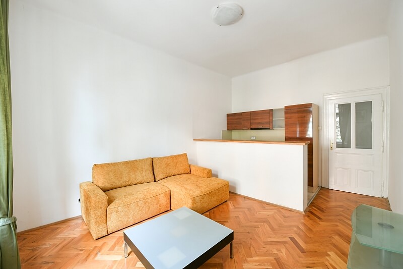 Slavíkova, Vinohrady - Prague 2 | Rent, Apartment One-bedroom (2+kk), 55 m²