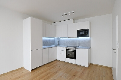 Podkovářská, Vysočany - Praha 9 | Pronájem, Byt 2+kk, 51 m²