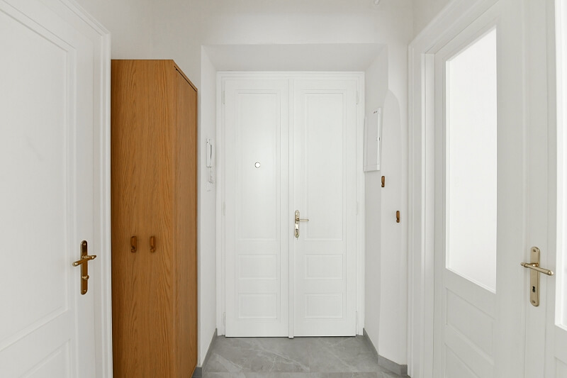 Školská, Nové Město - Prague 1 | Rent, Apartment Two-bedroom (3+kk), 75 m²