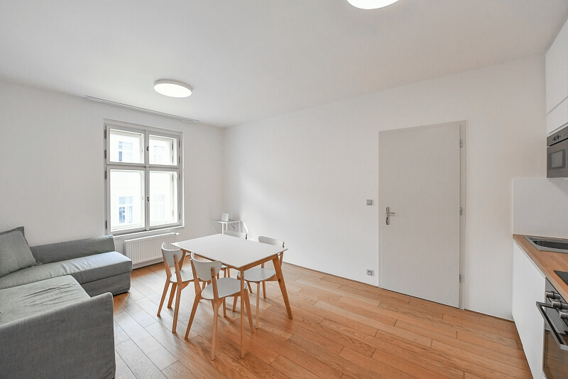 Bořivojova, Žižkov - Prague 3 | Rent, Apartment One-bedroom (2+kk), 38 m²