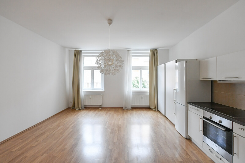 Thámova, Karlín - Prague 8 | Rent, Apartment Studio (1+kk), 34 m²
