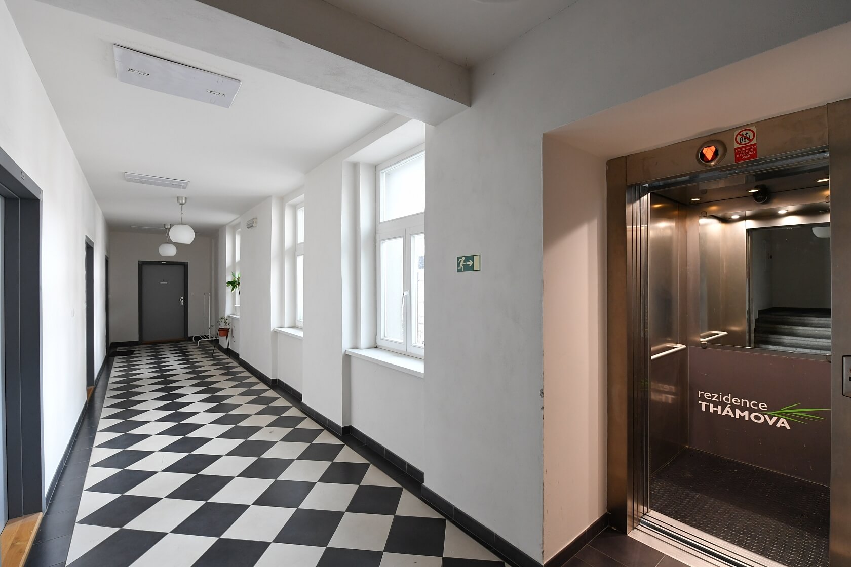 Thámova, Karlín - Praha 8 | Pronájem, Byt 1+kk, 34 m²