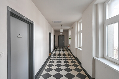 Thámova, Karlín - Prague 8 | Rent, Apartment Studio (1+kk), 34 m²