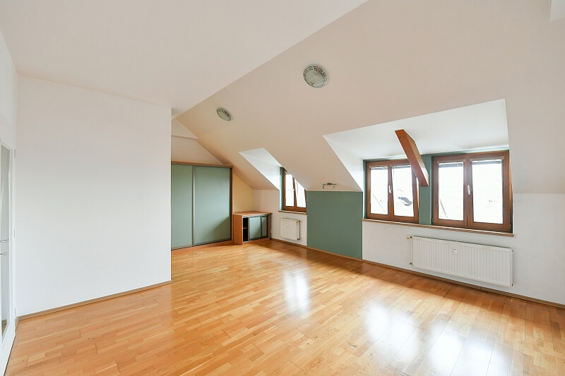 Křenova, Veleslavín - Prague 6 | Sale, Apartment One-bedroom (2+1), 72 m²