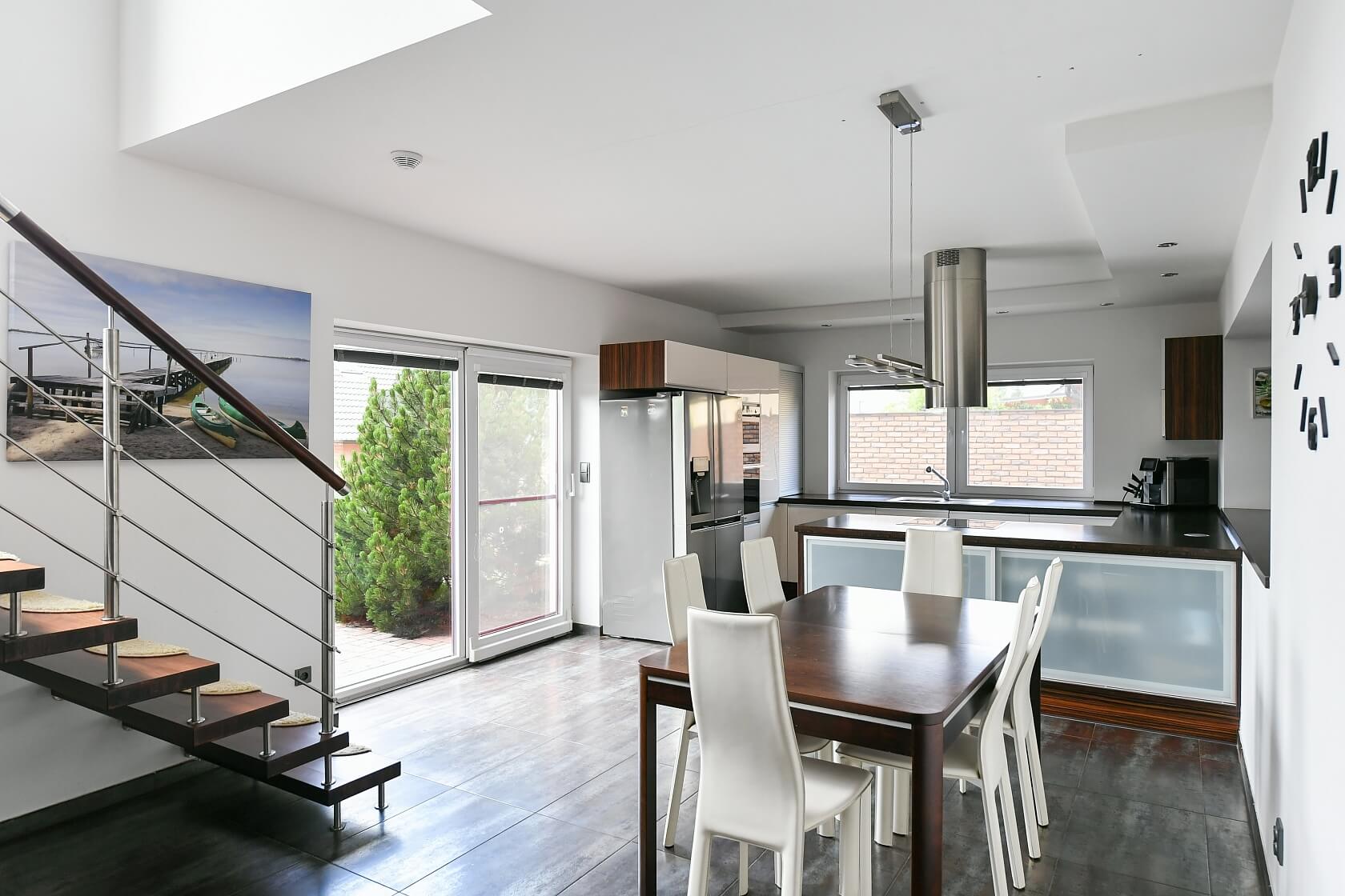 Bezová, Malé Kyšice - Kladno | Sale, House Three-bedroom (4+kk), 288 m²