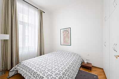 Odborů, Nové Město - Praha 2 | Pronájem, Byt 2+kk, 47 m²