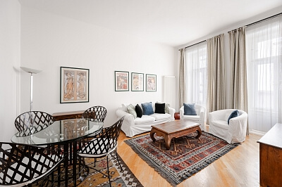 Odborů, Nové Město - Praha 2 | Pronájem, Byt 2+kk, 47 m²