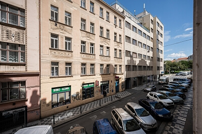 Odborů, Nové Město - Prague 2 | Rent, Apartment One-bedroom (2+kk), 47 m²