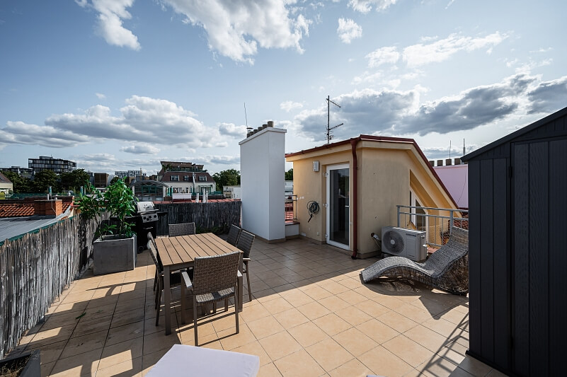 Domažlická, Žižkov - Prague 3 | Sale, Apartment Two-bedroom (3+kk), 111 m²