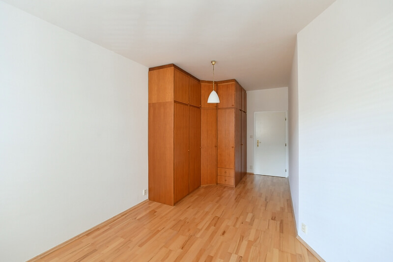 Křenova, Veleslavín - Prague 6 | Rent, Apartment One-bedroom (2+kk), 76 m²