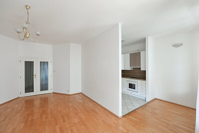 Křenova, Veleslavín - Prague 6 | Rent, Apartment One-bedroom (2+kk), 76 m²