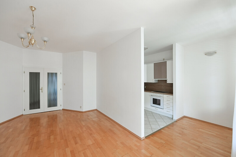 Křenova, Veleslavín - Praha 6 | Pronájem, Byt 2+kk, 76 m²