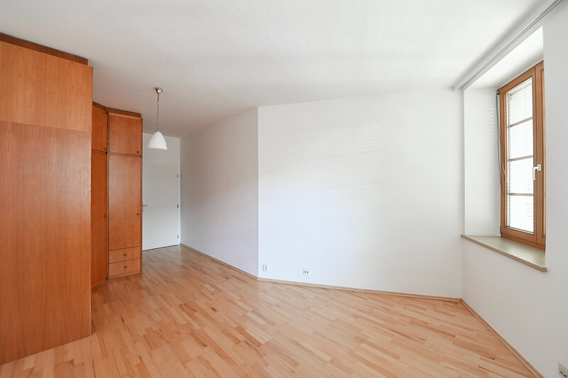 Křenova, Veleslavín - Prague 6 | Rent, Apartment One-bedroom (2+kk), 76 m²