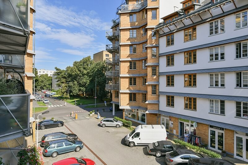 Křenova, Veleslavín - Prague 6 | Rent, Apartment One-bedroom (2+kk), 76 m²
