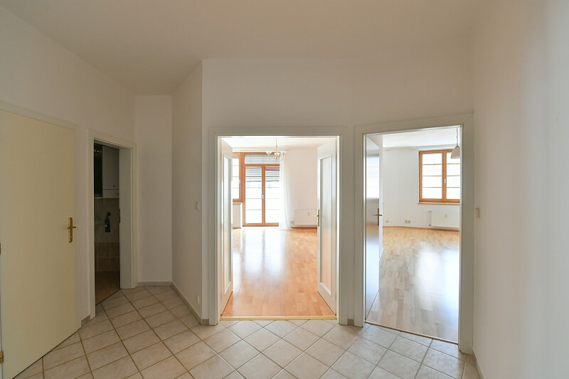 Křenova, Veleslavín - Prague 6 | Rent, Apartment One-bedroom (2+kk), 76 m²