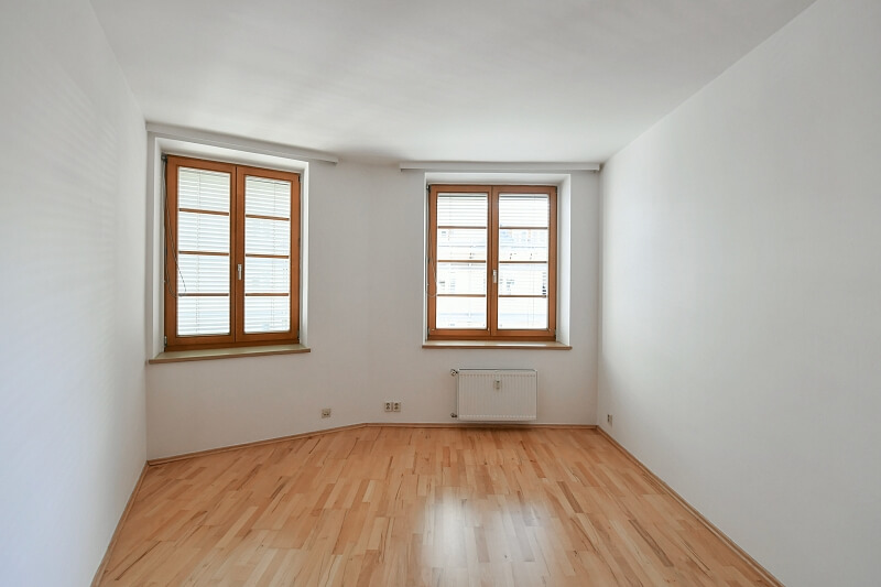Křenova, Veleslavín - Prague 6 | Rent, Apartment One-bedroom (2+kk), 76 m²