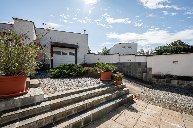 Olšany, Říčany - Praha-východ | Prodej, Rodinný dům 4+1, 285 m²