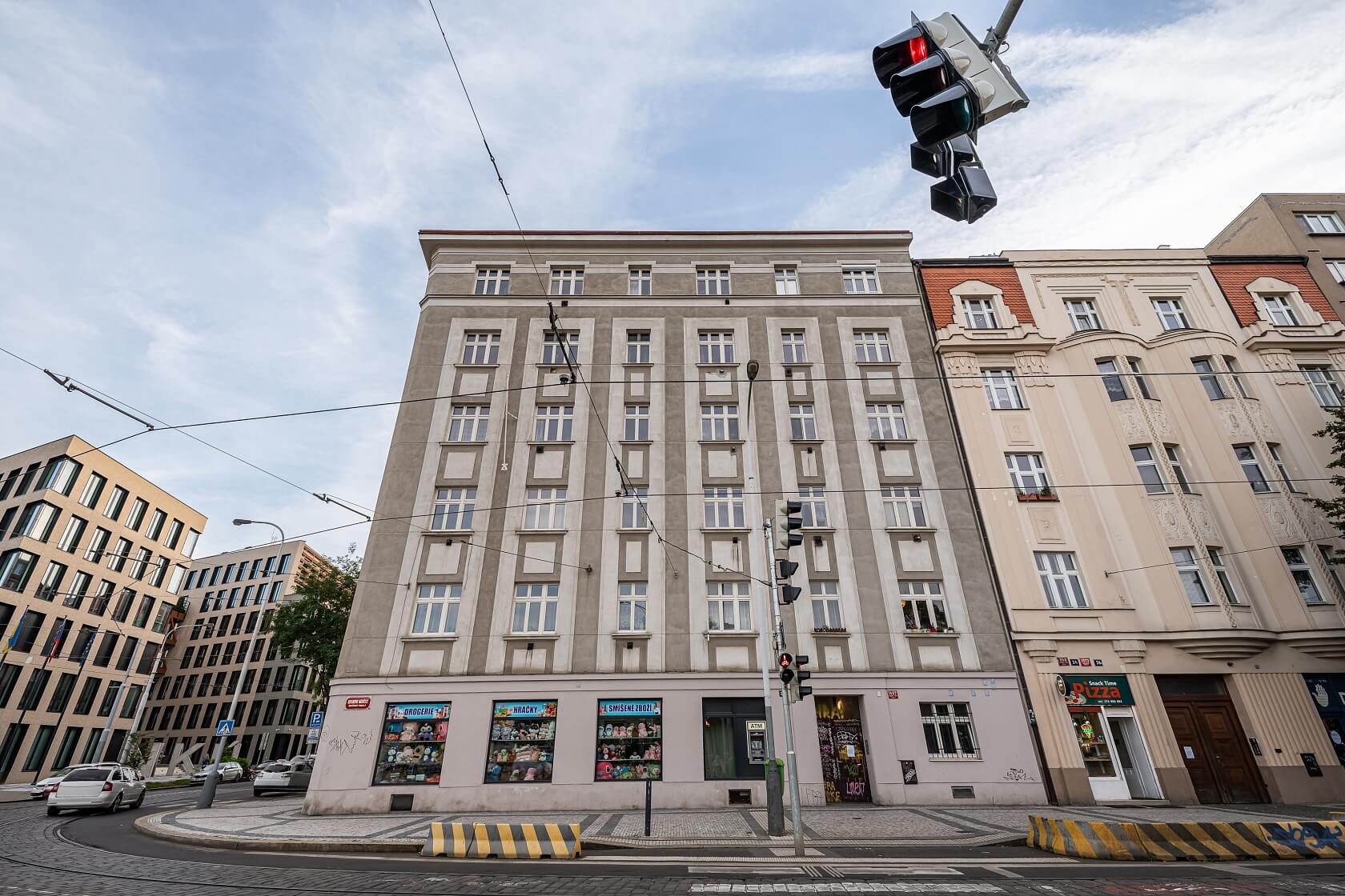 Ortenovo náměstí, Holešovice - Praha 7 | Prodej, Byt 2+kk, 57 m²