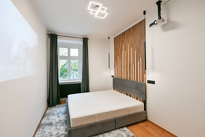 Ortenovo náměstí, Holešovice - Praha 7 | Prodej, Byt 2+kk, 57 m²