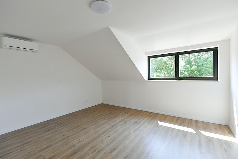 Zámek, Vimperk - Prachatice | Sale, House Three-bedroom (4+kk), 185 m²