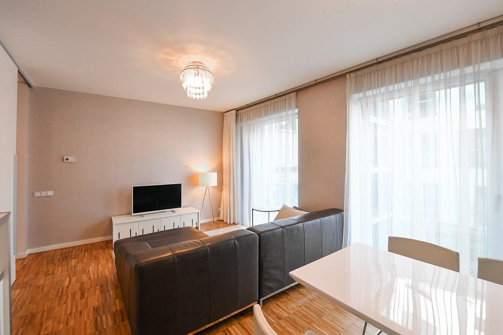 Prokopova, Žižkov - Prague 3 | Rent, Apartment One-bedroom (2+kk), 61 m²