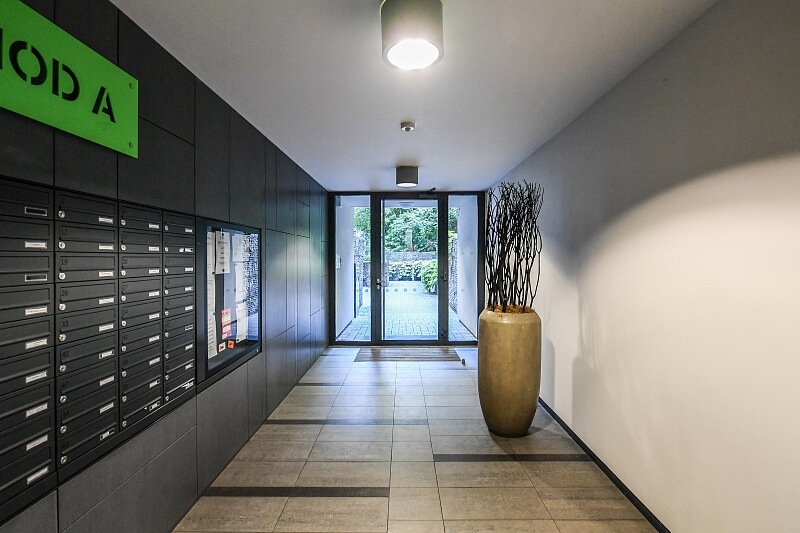 V mezihoří, Libeň - Prague 8 | Sale, Apartment One-bedroom (2+kk), 85 m²