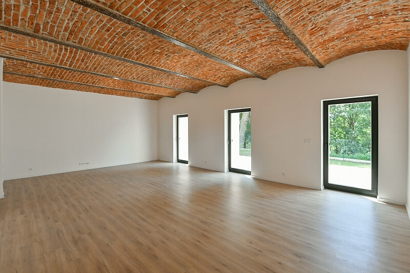 Zámek, Vimperk - Prachatice | Sale, House Three-bedroom (4+kk), 180 m²