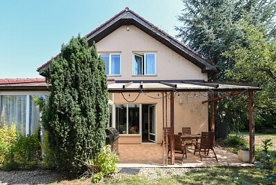 Keltská, Statenice - Praha-západ | Rent, House Five-bedroom (6+kk), 280 m²