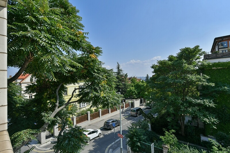 Říčanská, Vinohrady - Prague 10 | Rent, Apartment One-bedroom (2+1), 66 m²