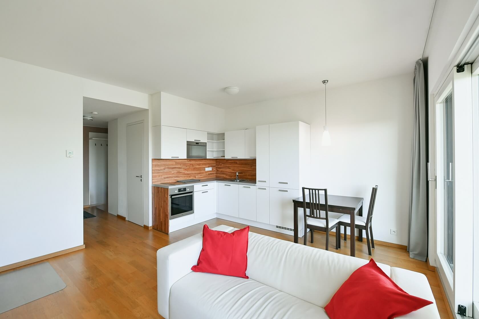 Gabrielská, Smíchov - Prague 5 | Rent, Apartment One-bedroom (2+kk), 65 m²