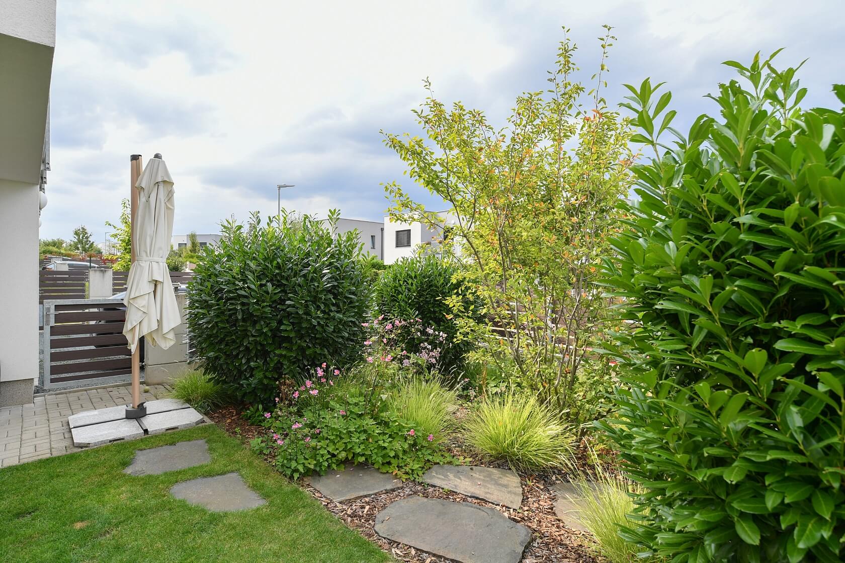 Bronzová, Roztoky - Praha-západ | Pronájem, Rodinný dům 5+kk, 166 m²