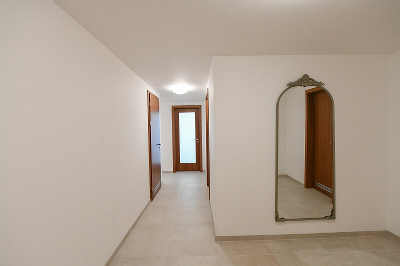 Kolmanova, Modřany - Prague 4 | Sale, Apartment Three-bedroom (4+kk), 123 m²