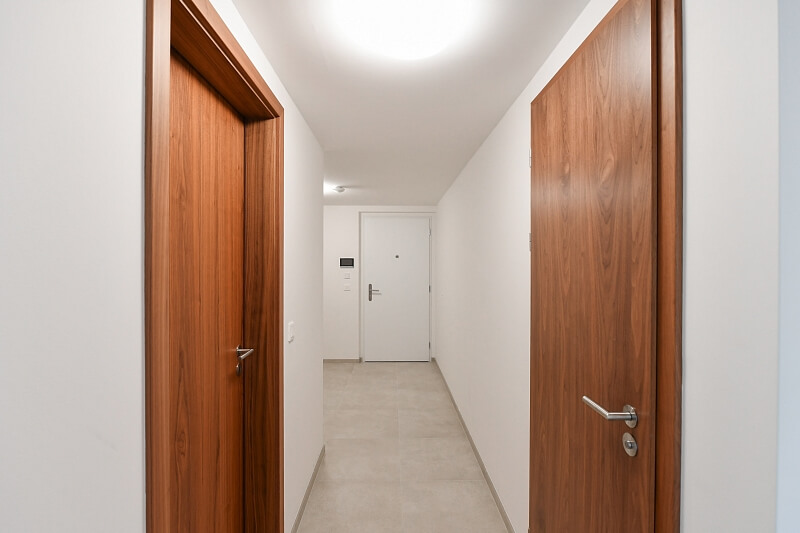 Kolmanova, Modřany - Prague 4 | Sale, Apartment Three-bedroom (4+kk), 123 m²