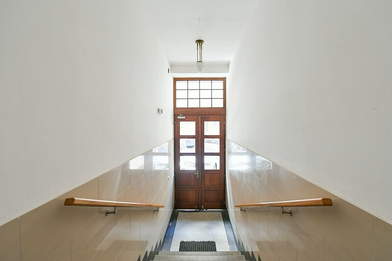 Čajkovského, Žižkov - Prague 3 | Sale, Apartment One-bedroom (2+1), 102 m²