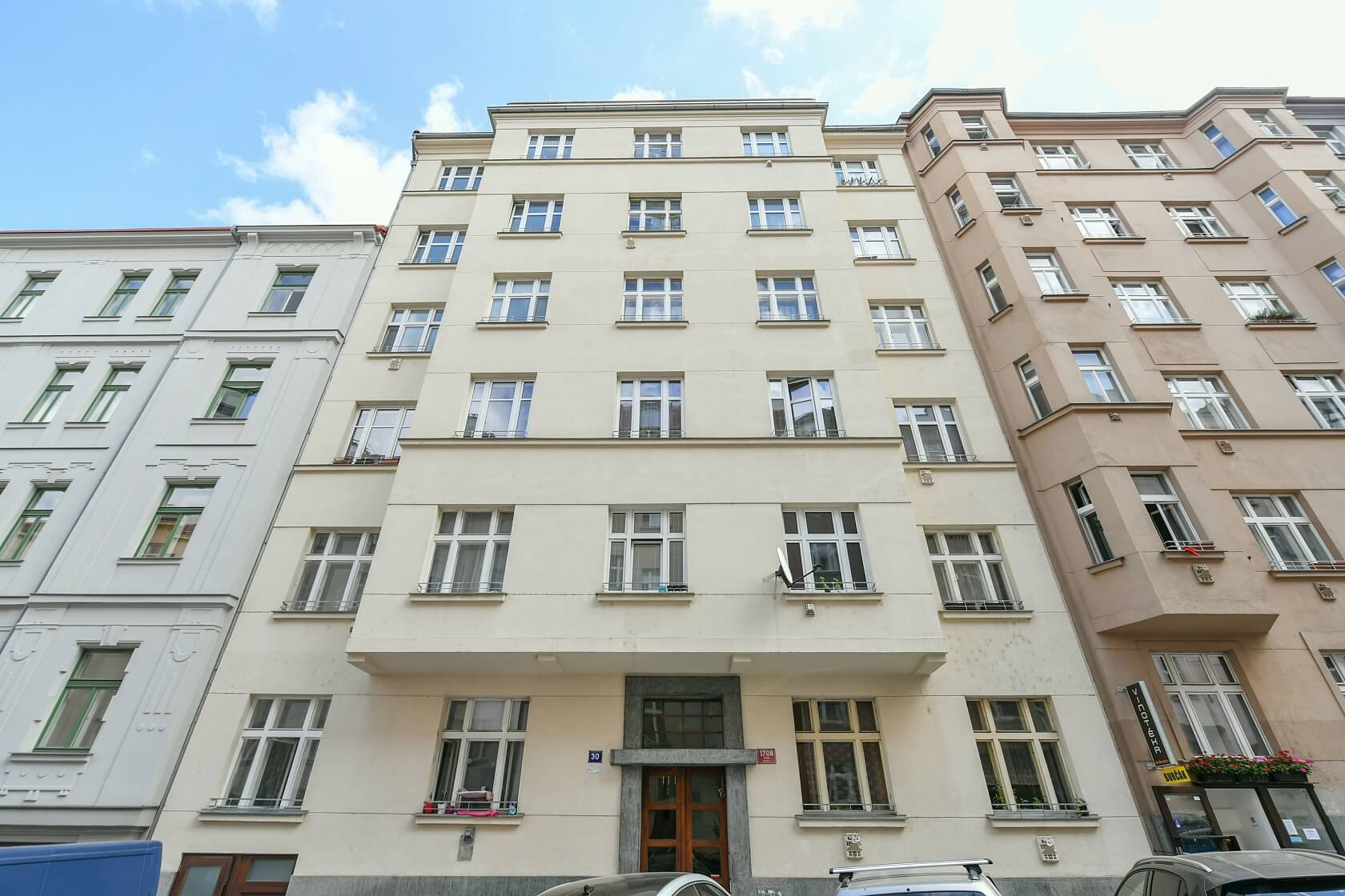 Čajkovského, Žižkov - Prague 3 | Sale, Apartment One-bedroom (2+1), 102 m²