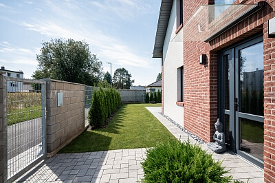 Dubová, Nový Vestec - Praha-východ | Sale, House Four-bedroom (5+kk), 209 m²