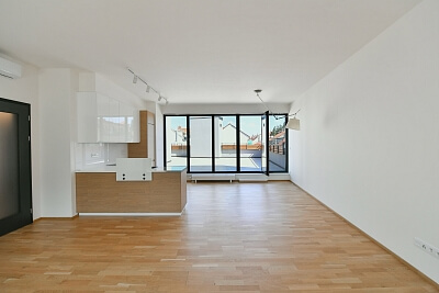 Na Neklance, Smíchov - Praha 5 | Pronájem, Byt 3+kk, 180 m²