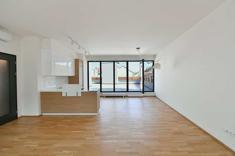 Na Neklance, Smíchov - Praha 5 | Pronájem, Byt 3+kk, 180 m²