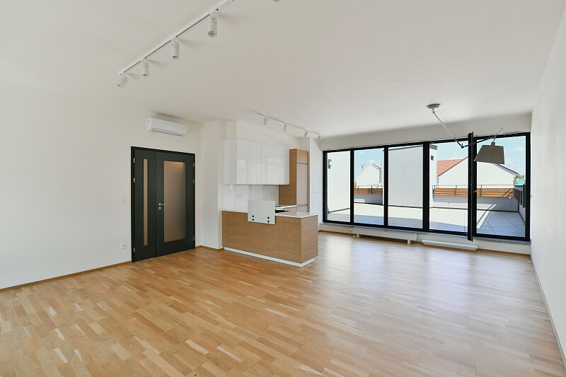 Na Neklance, Smíchov - Praha 5 | Pronájem, Byt 3+kk, 180 m²