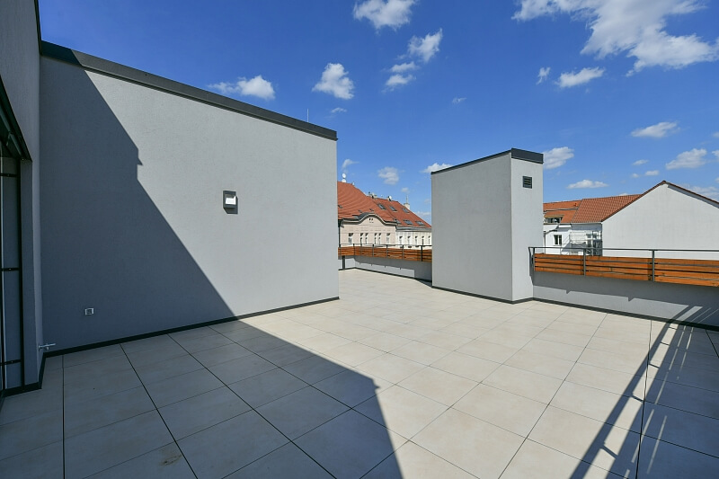 Na Neklance, Smíchov - Prague 5 | Rent, Apartment Two-bedroom (3+kk), 180 m²