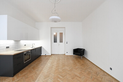 Ondříčkova, Žižkov - Prague 3 | Rent, Apartment One-bedroom (2+kk), 62 m²